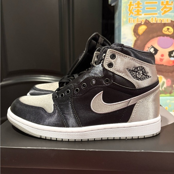 Jordan Shoes - Jordan 1 Retro High OG Satin Shadow (Women's)